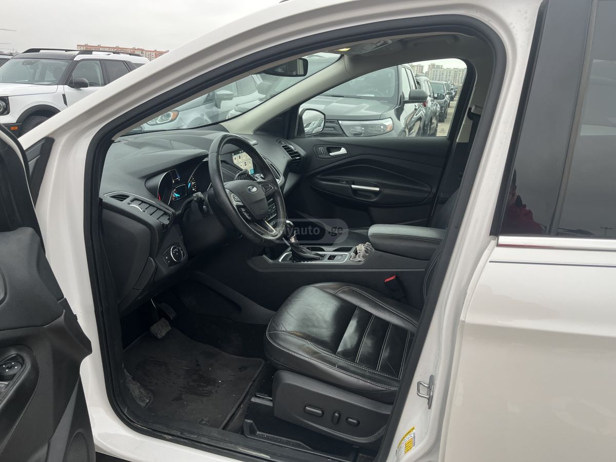 Ford Escape - фото 10