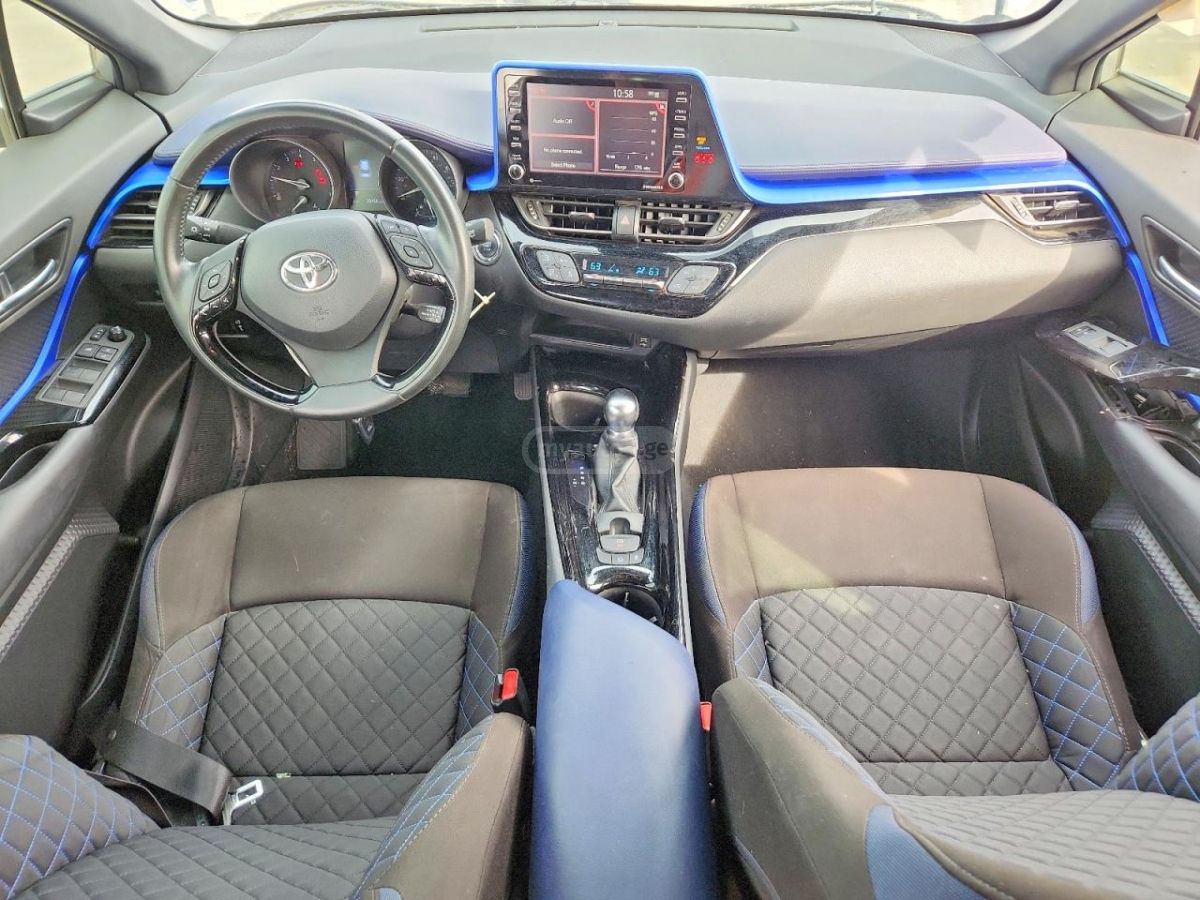 Toyota CHR - фото 8