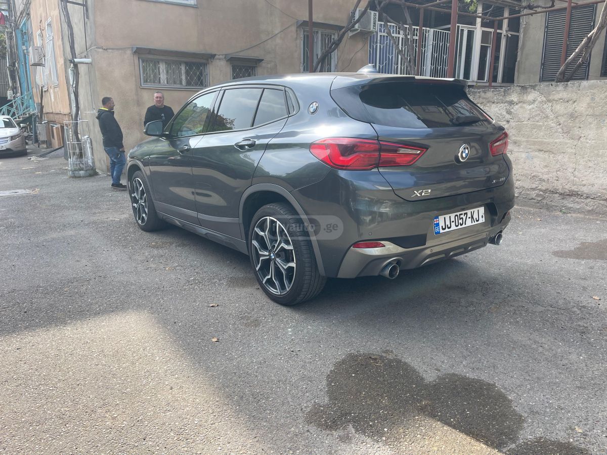 BMW X2 - фото 5
