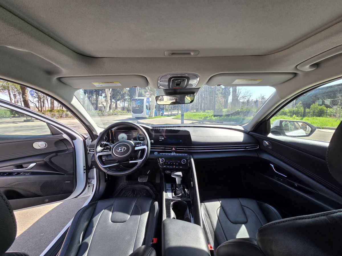 Hyundai Elantra - фото 14