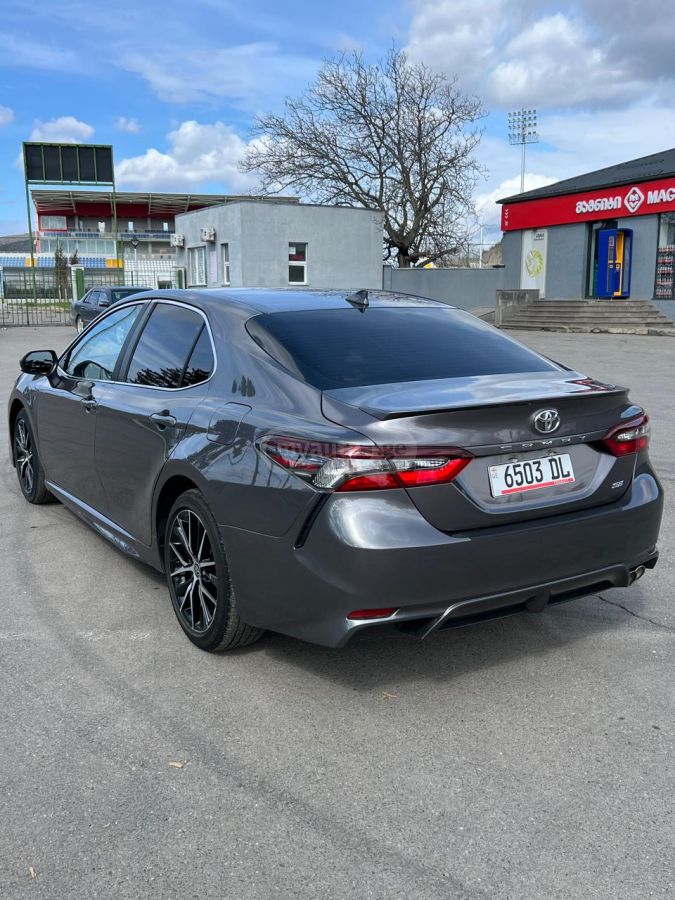 Toyota Camry - фото 6
