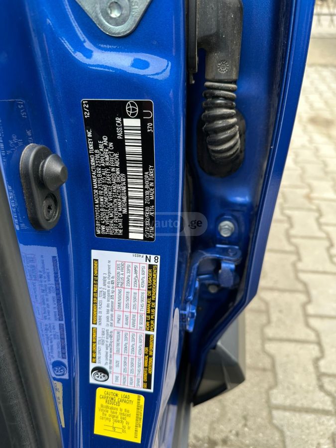 Toyota LE 4dr Front-Wheel Drive Sport — миниатюра 15