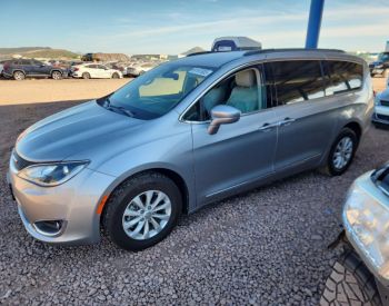 Chrysler Pacifica