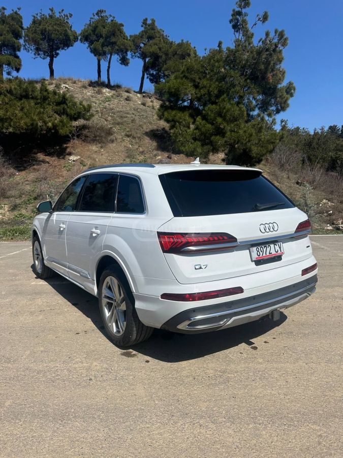 Audi 45 Premium 4dr All-Wheel Drive — миниатюра 4