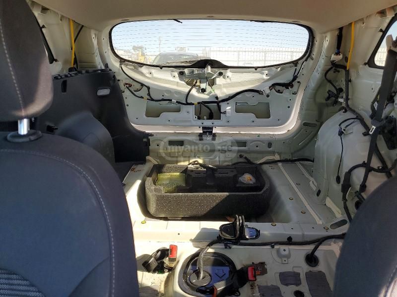 Kia Niro - фото 10