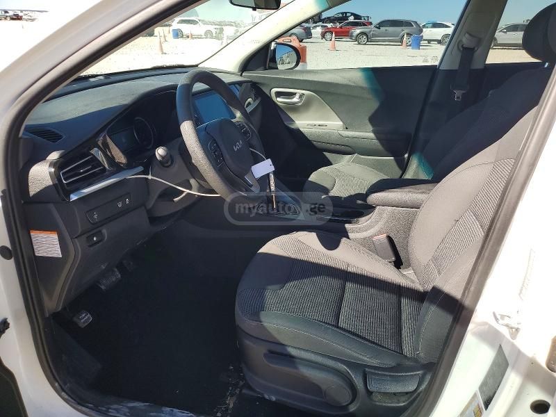 Kia Niro - фото 7