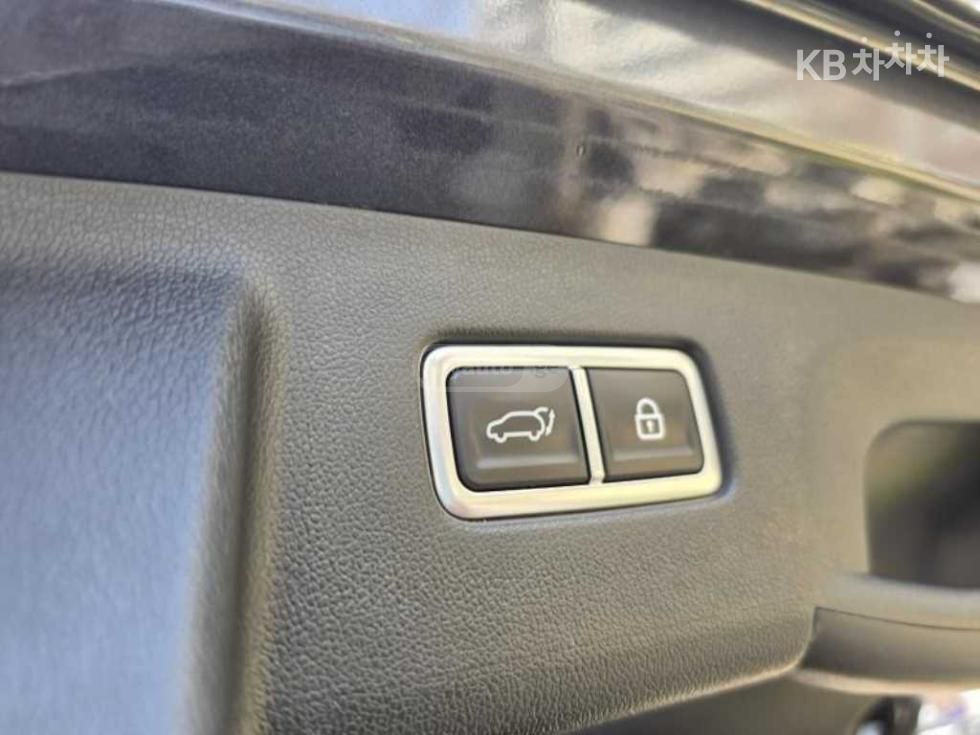 Kia Sorento - фото 10