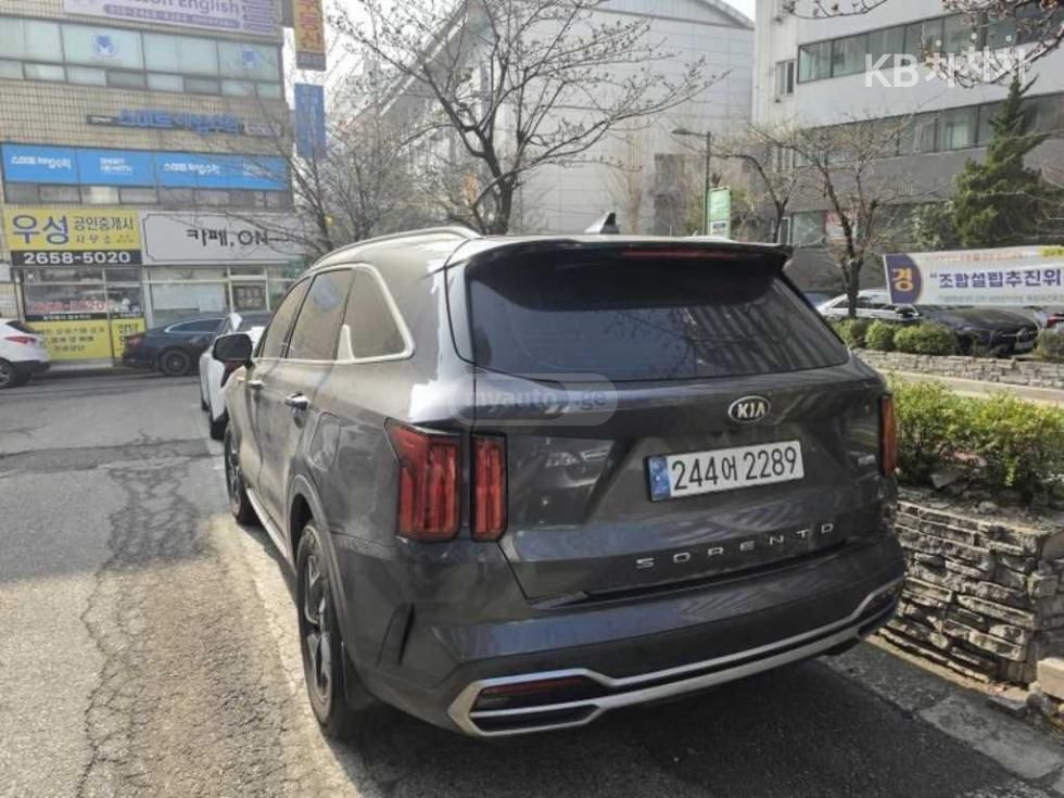 Kia Sorento - фото 2