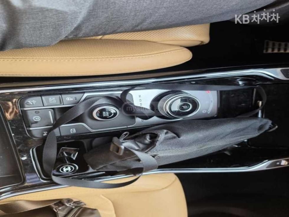 Kia Sorento - фото 7