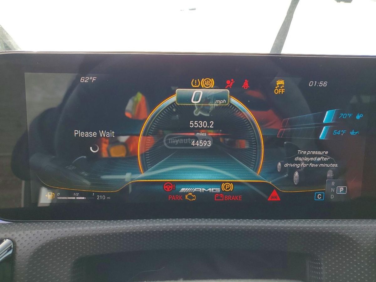 Mercedes-Benz CLA 45 AMG - фото 9