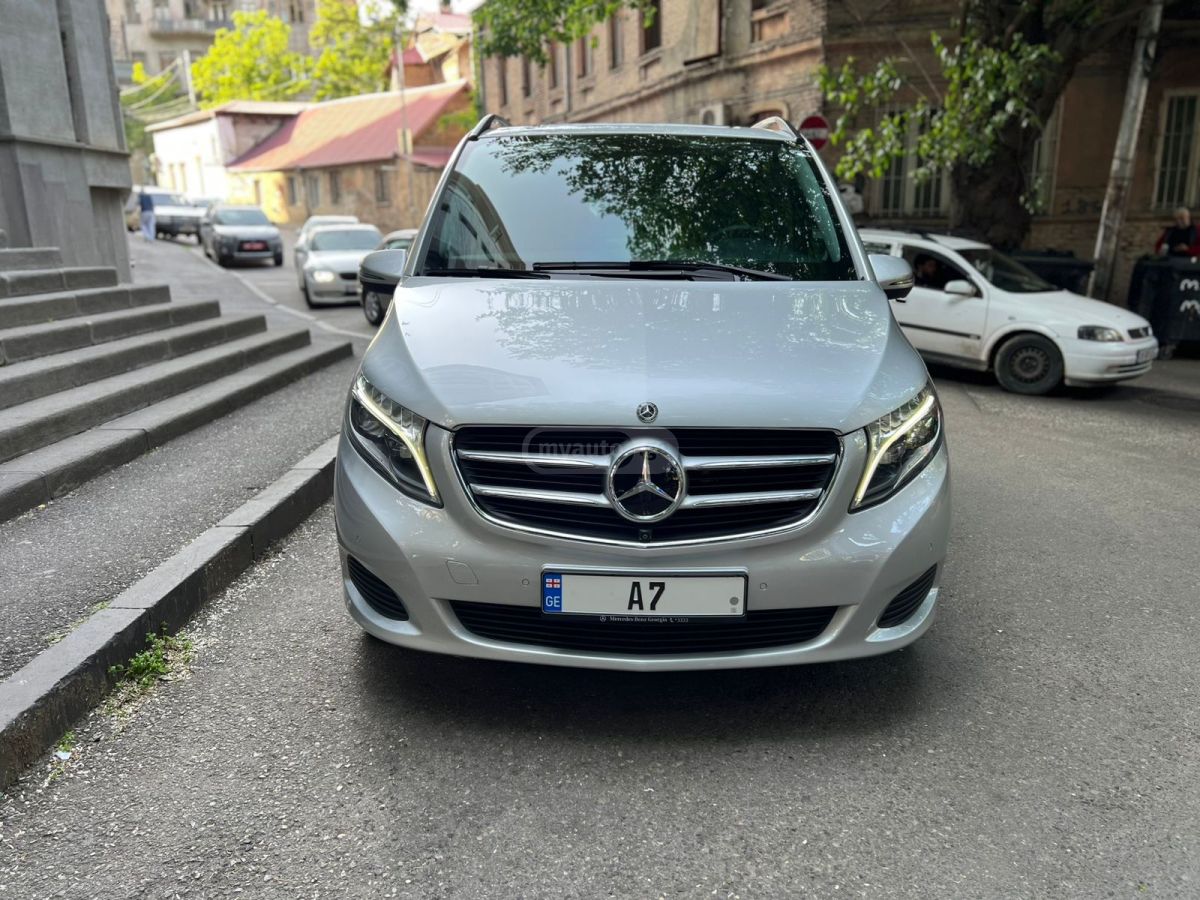 Mercedes-Benz V 250 - фото 1
