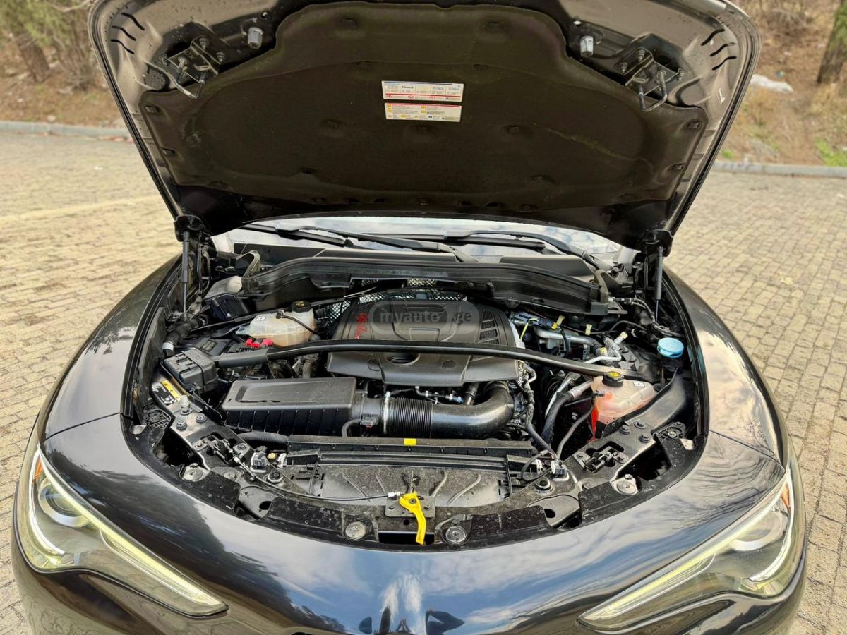 Alfa Romeo Stelvio - фото 10