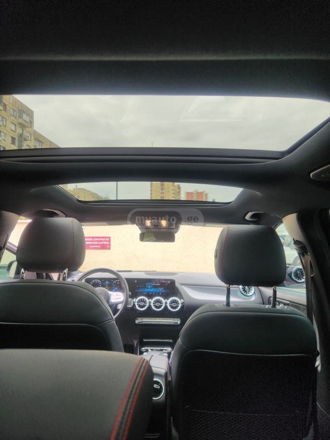 Mercedes-Benz GLA 45 AMG - фото 13