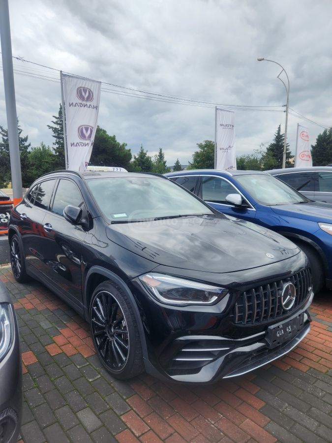 Mercedes-Benz GLA 45 AMG - фото 4