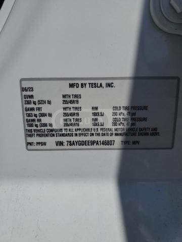 Tesla Model Y - фото 9