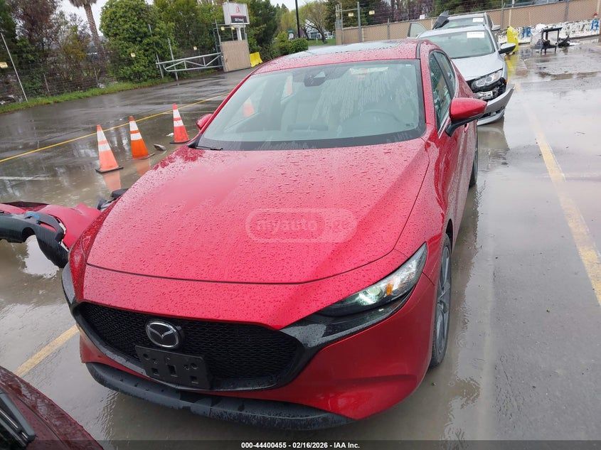 Mazda Mazda 3 - фото 12