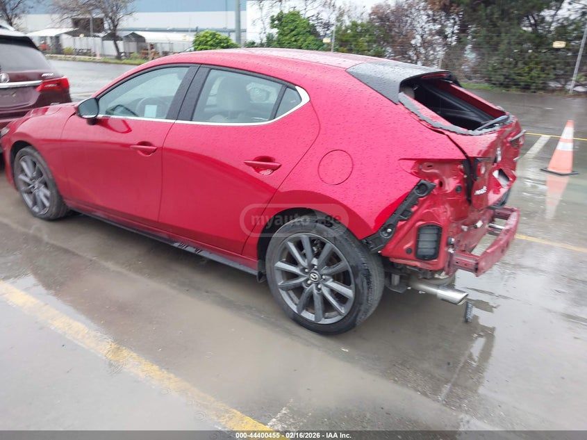 Mazda Mazda 3 - фото 3