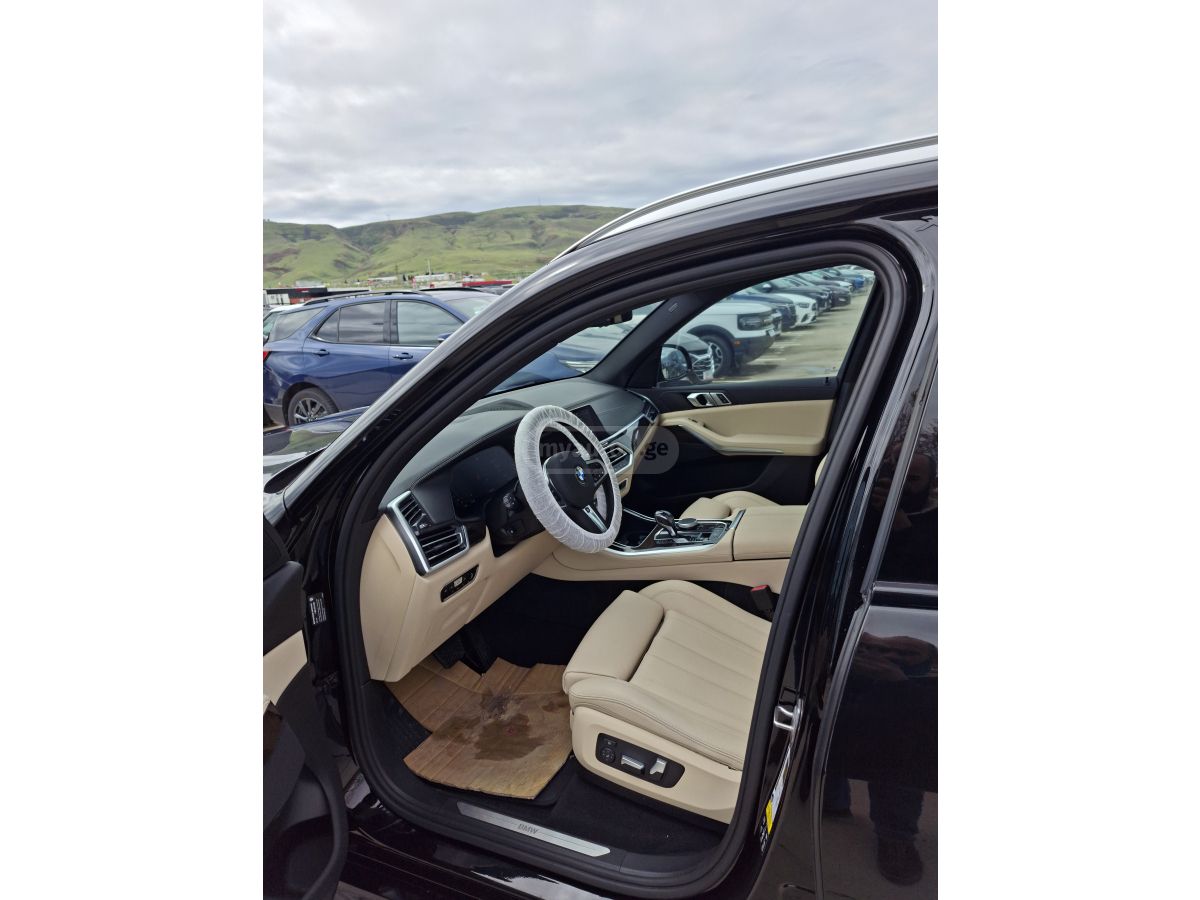 BMW X5 - фото 10