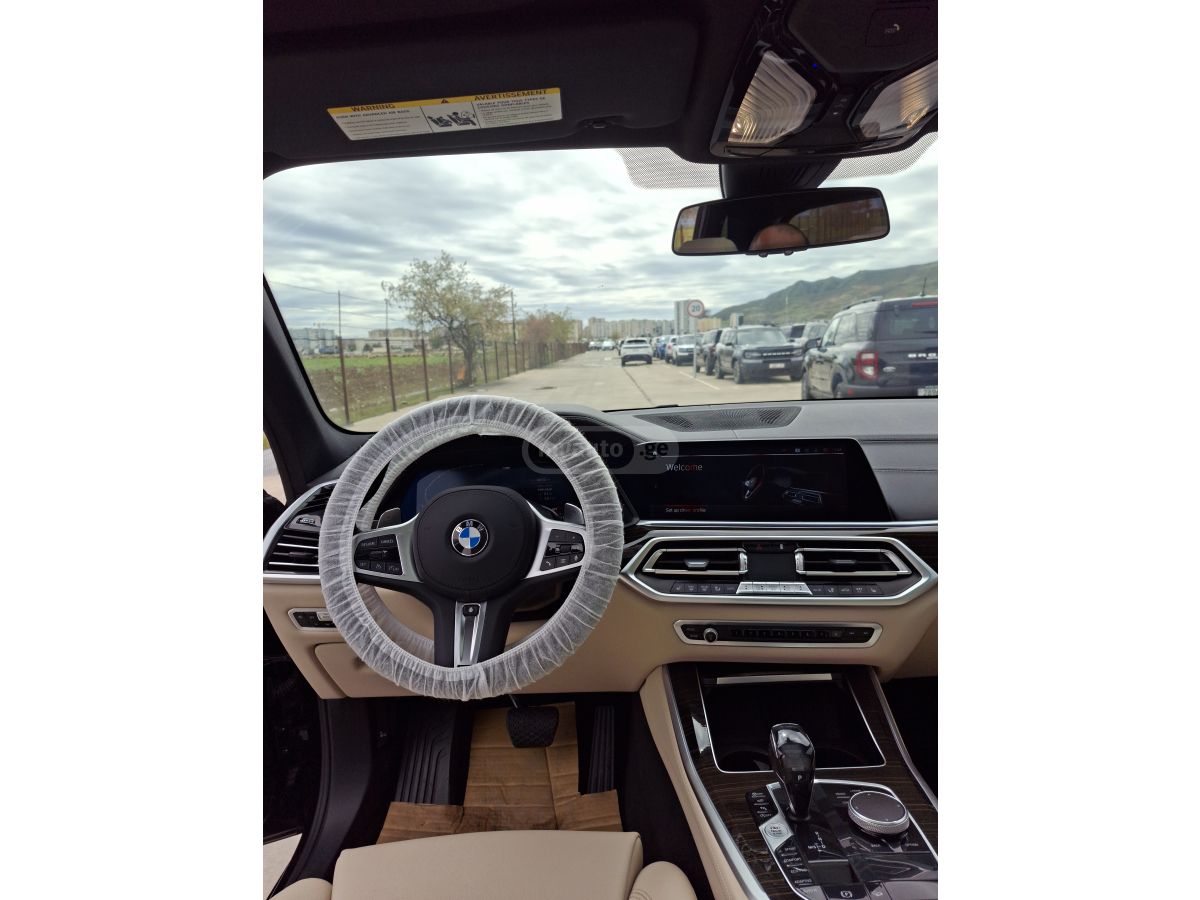 BMW X5 - фото 11