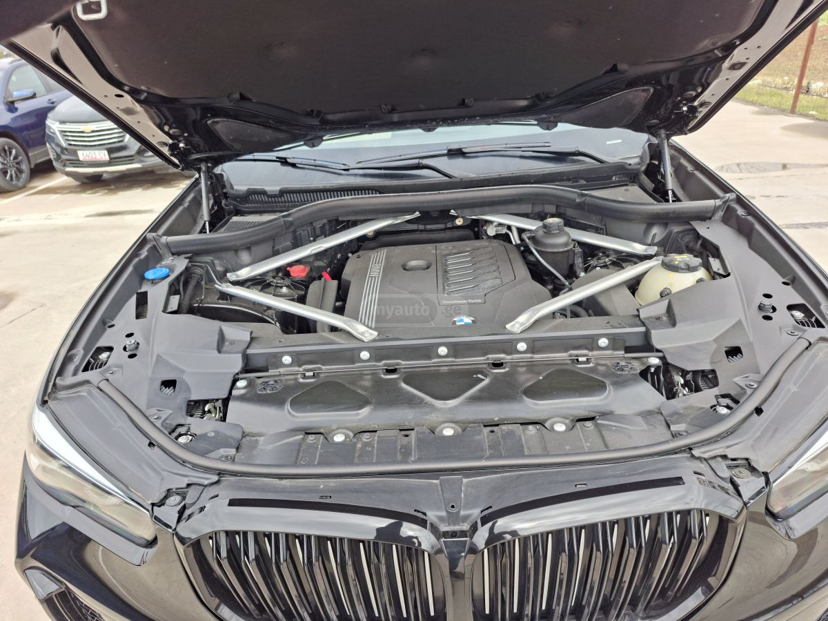 BMW X5 - фото 13