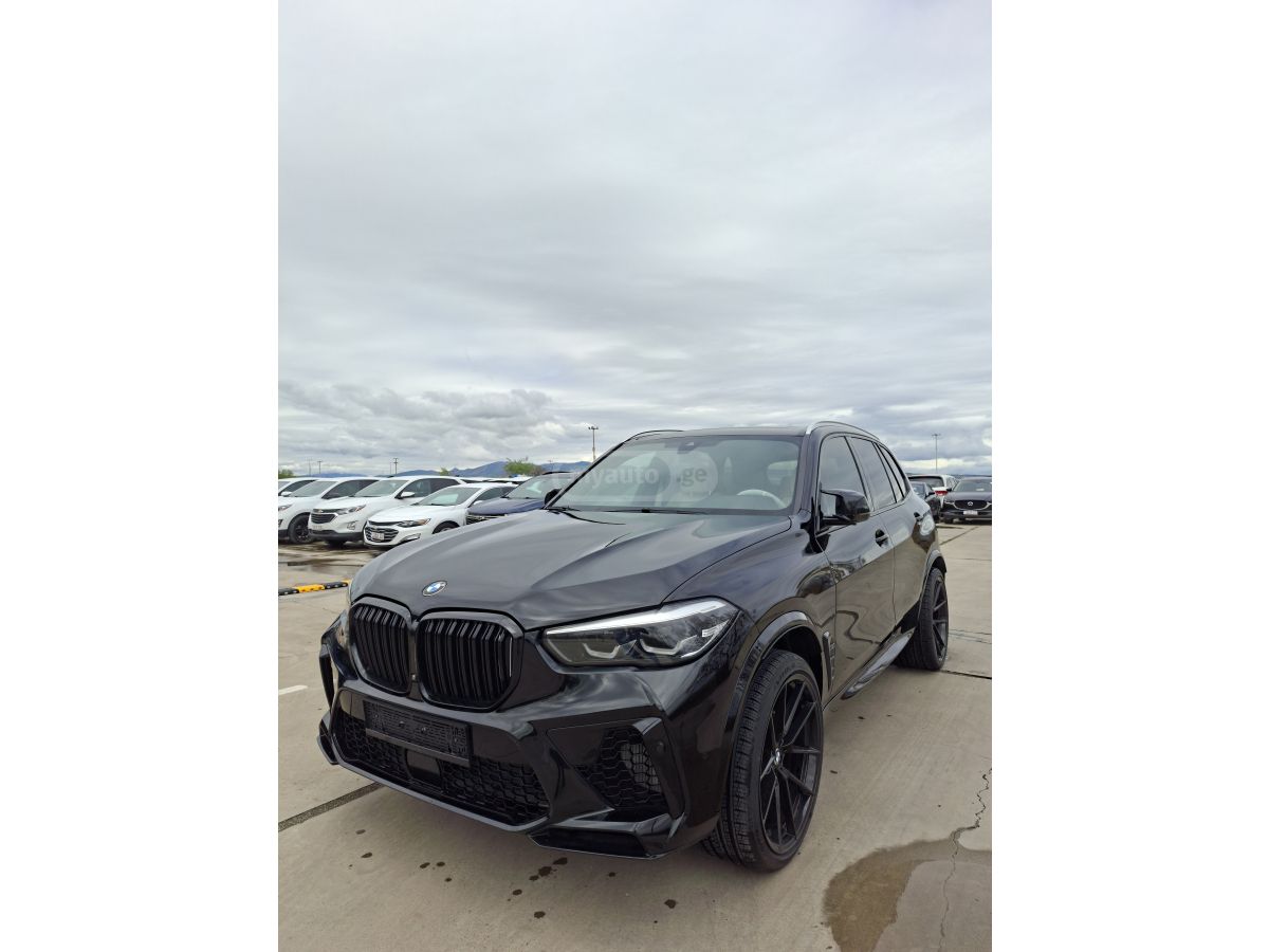 BMW X5 - фото 2