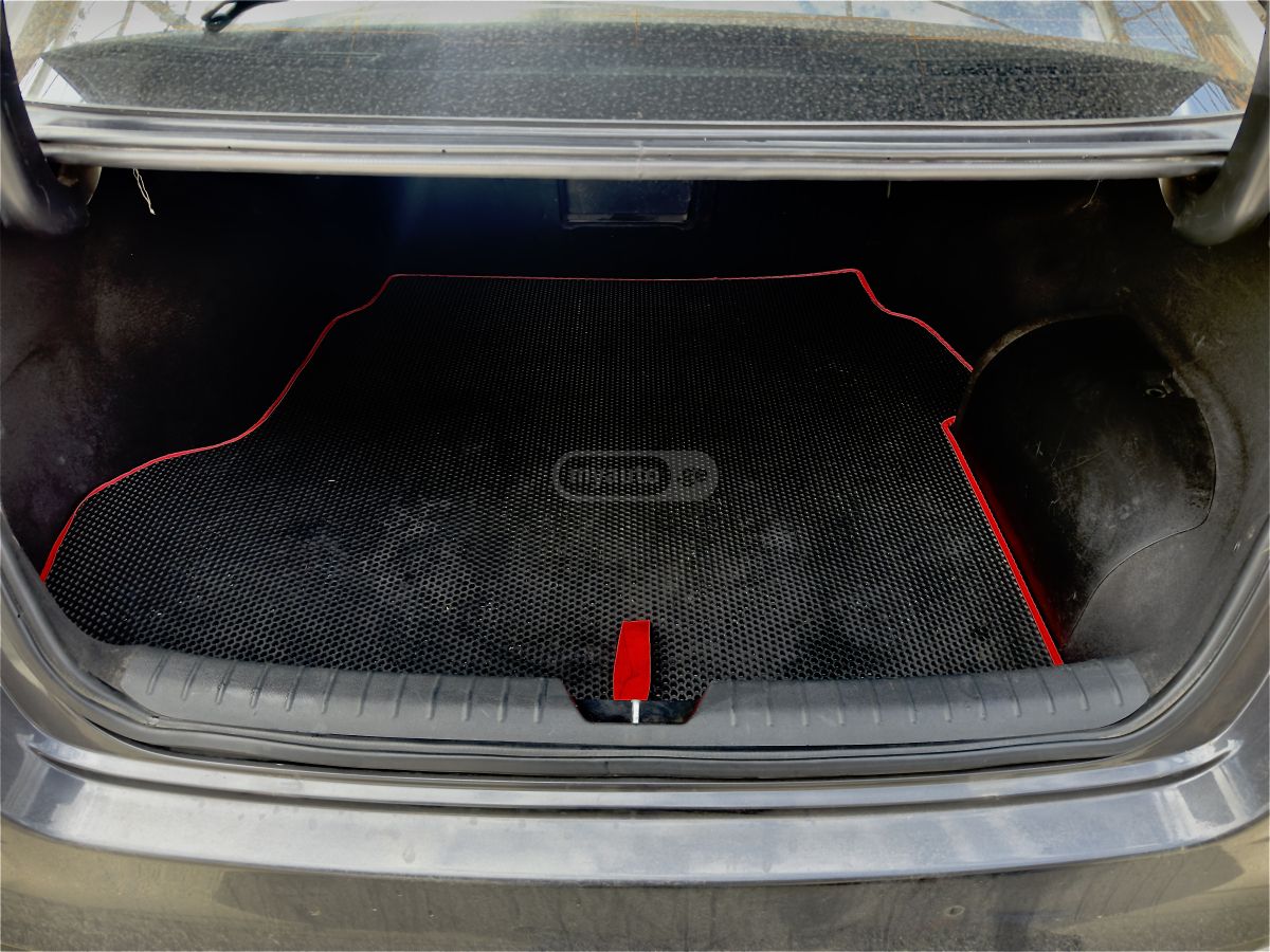 Kia Optima - фото 8