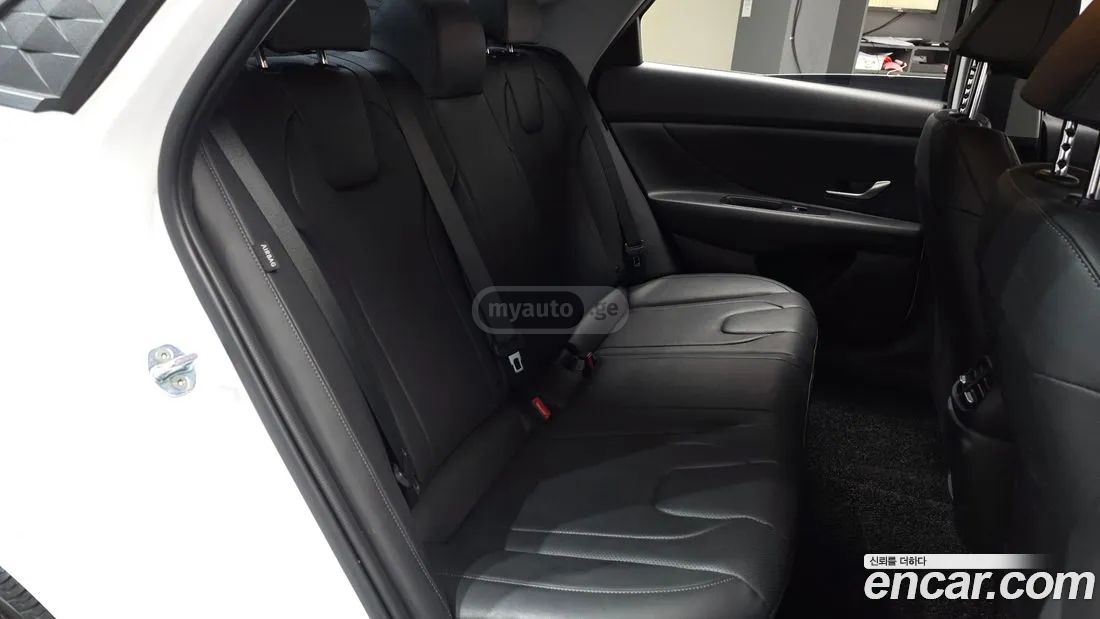 Hyundai Elantra 2026 — миниатюра 12