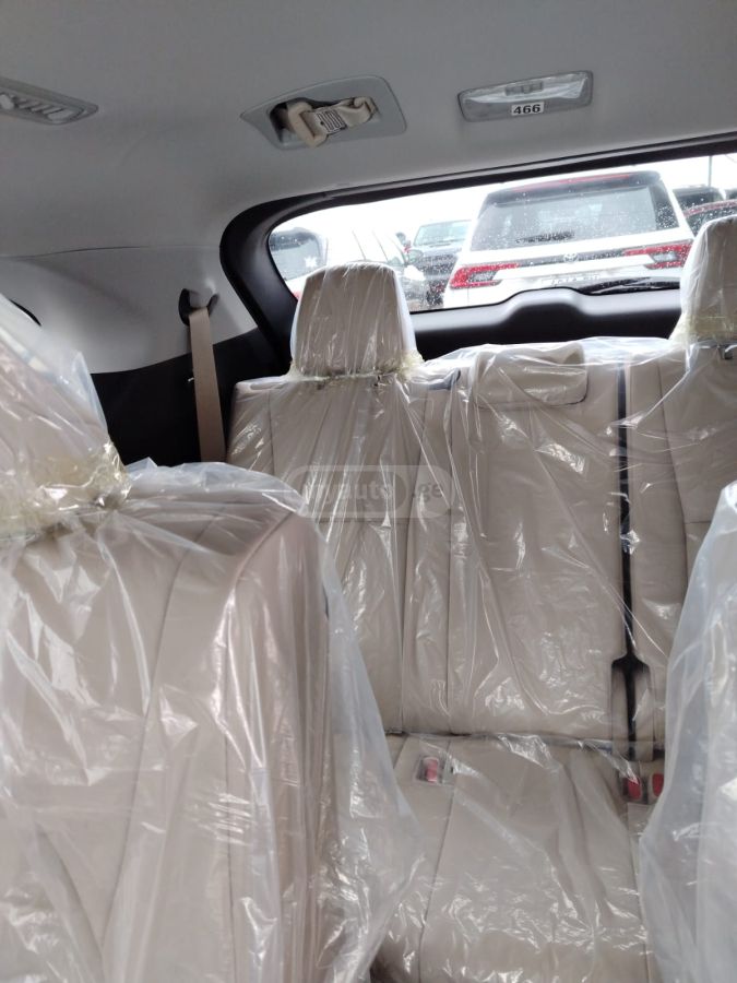 Toyota XLE 4dr All-Wheel Drive Automa — миниатюра 4