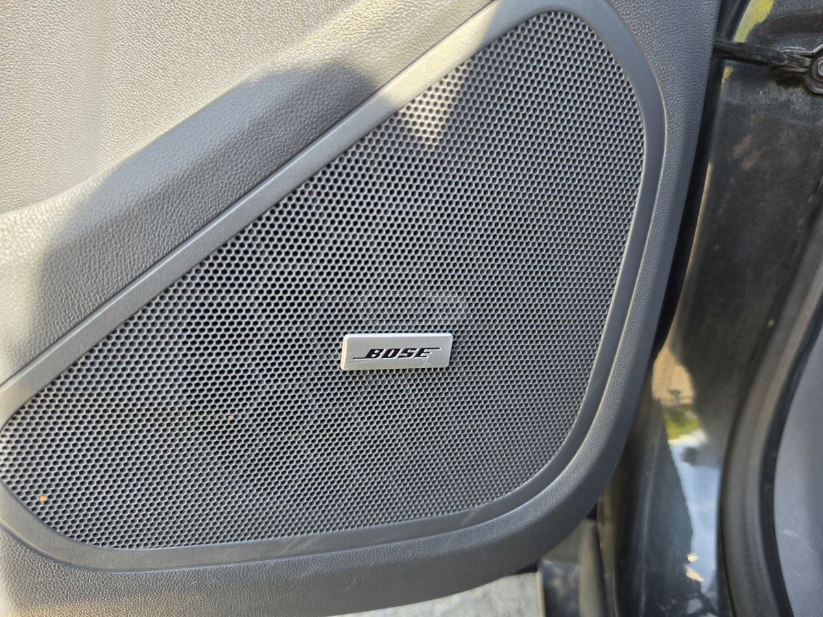 Chevrolet Bolt EV - фото 10