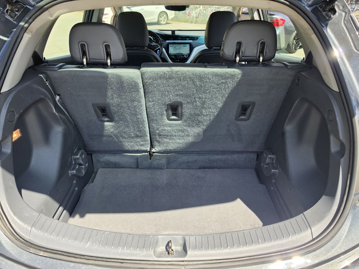 Chevrolet Bolt EV - фото 8