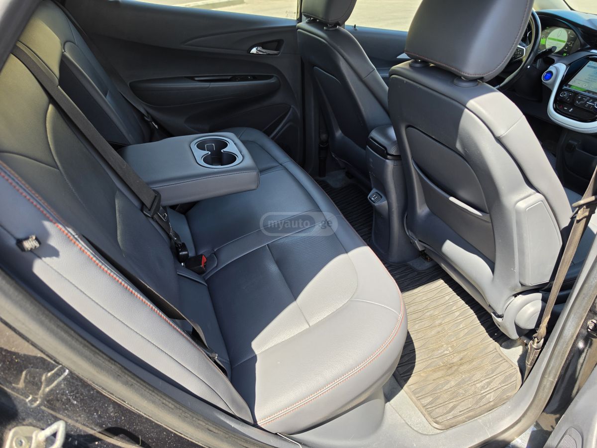 Chevrolet Bolt EV - фото 9
