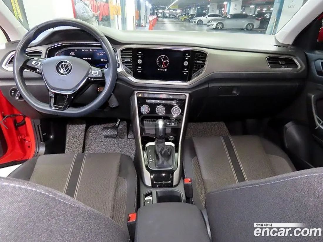 Volkswagen T-Roc 2021 — миниатюра 10