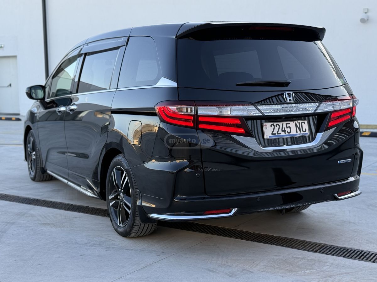 Honda Odyssey - фото 4