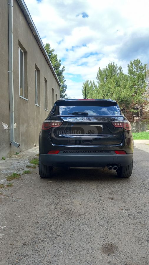 Jeep Compass - фото 6