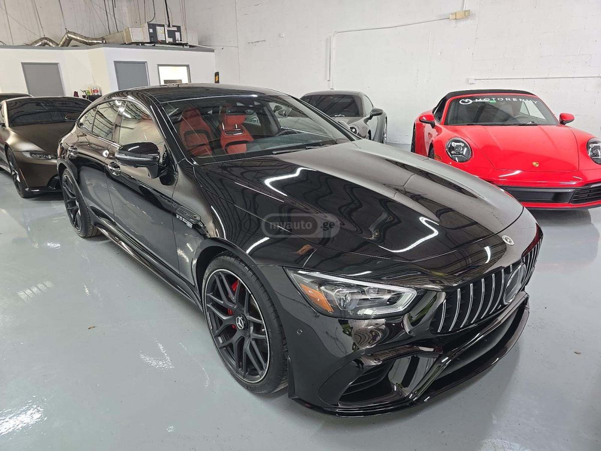 Mercedes-Benz AMG GT 63 - фото 4
