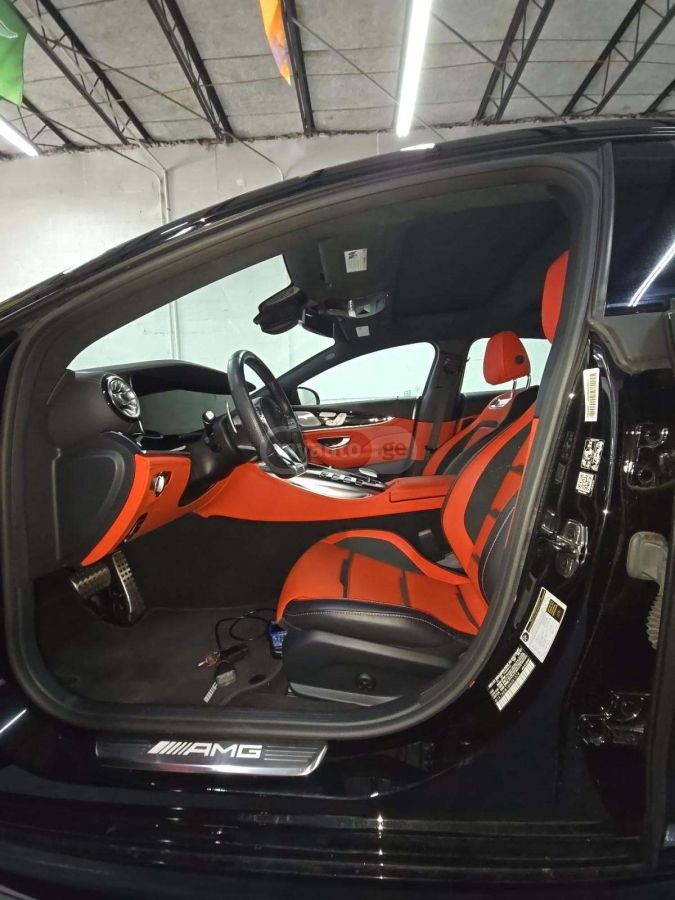 Mercedes-Benz AMG GT 63 - фото 5