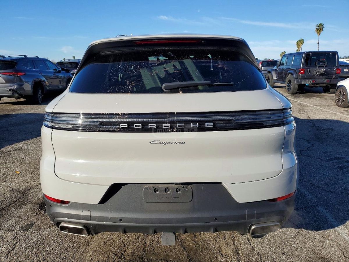 Porsche Cayenne 2024 — миниатюра 6