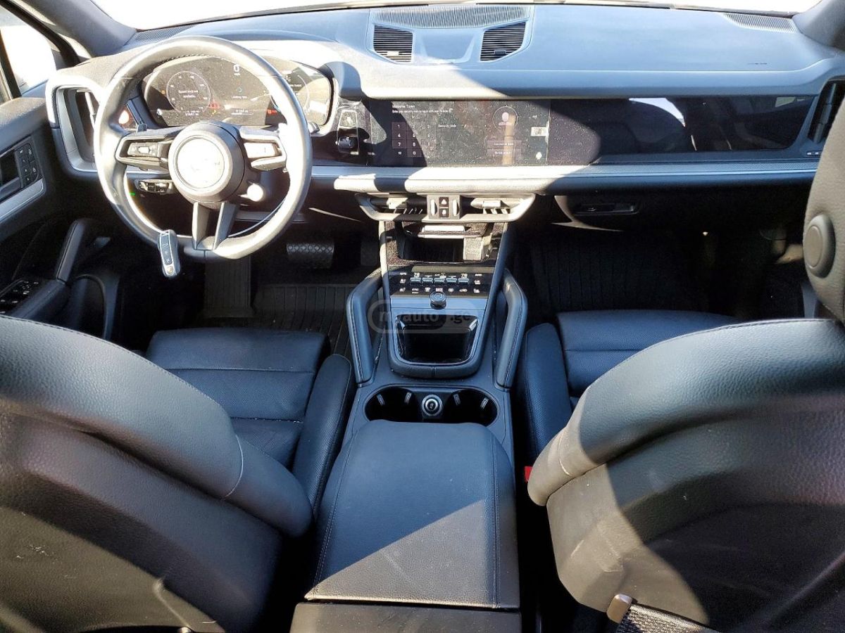 Porsche Cayenne 2024 — миниатюра 8