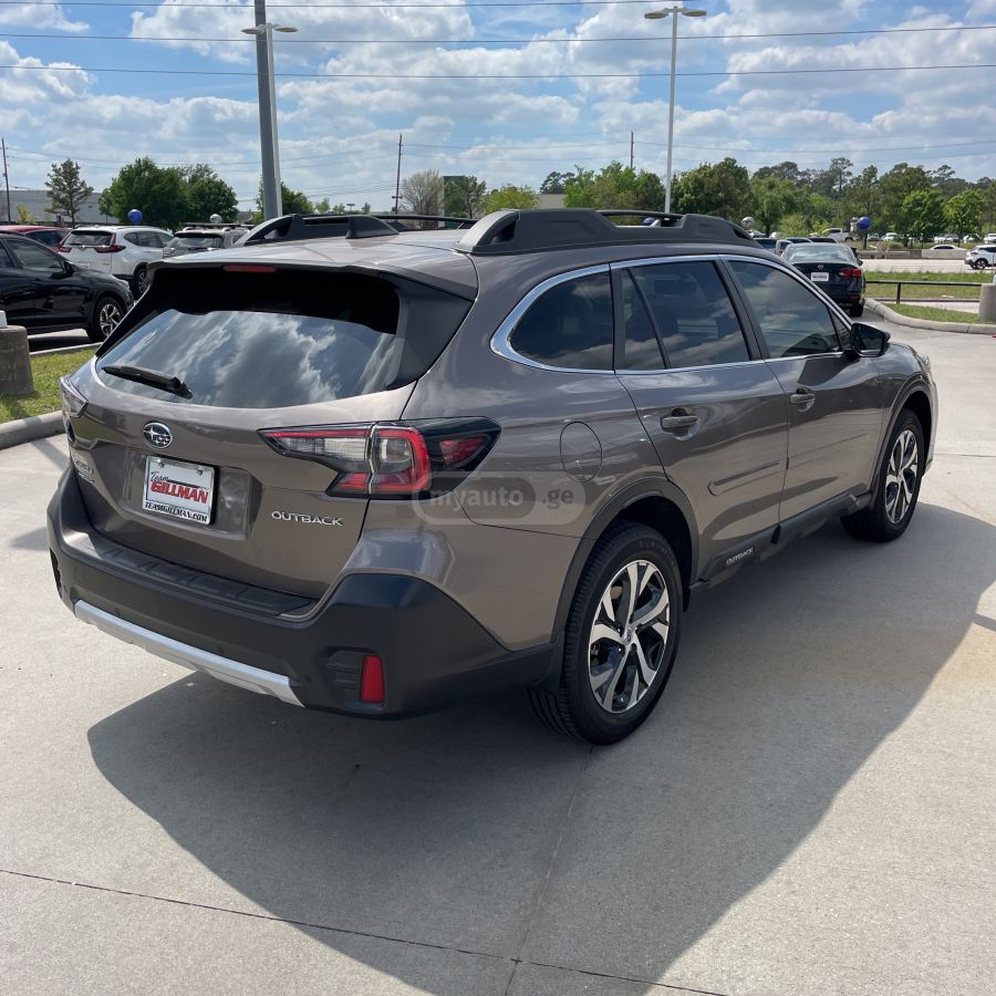 Subaru Outback - фото 2