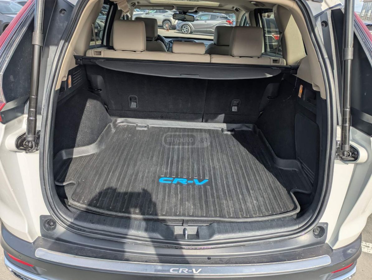 Honda CR-V - фото 12