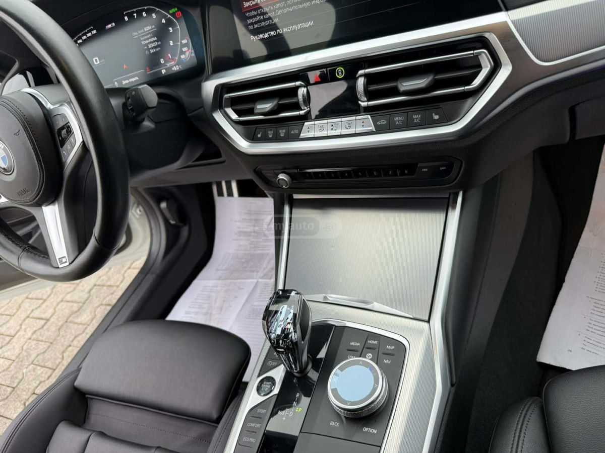 BMW Base 4dr Rear-Wheel Drive Seda — миниатюра 4