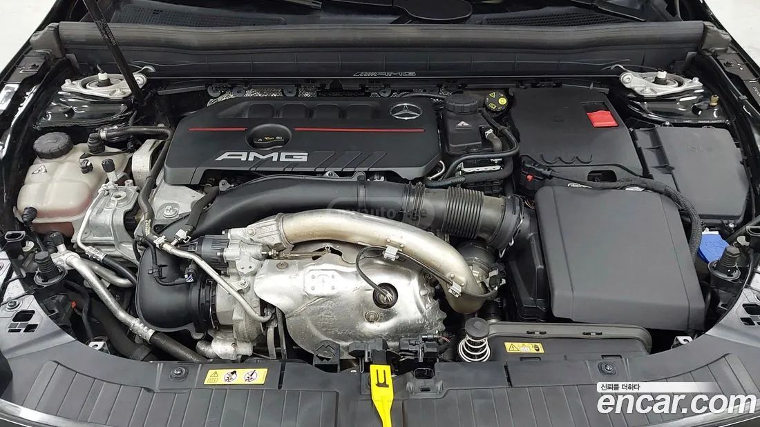 Mercedes-Benz GLB 35 AMG 2023 — миниатюра 6