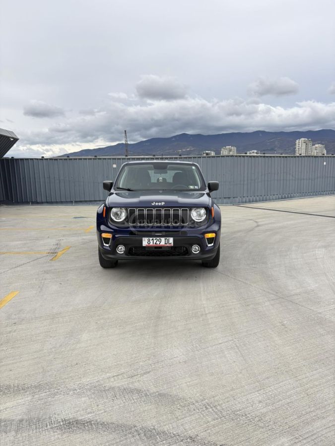 Jeep Renegade - фото 1