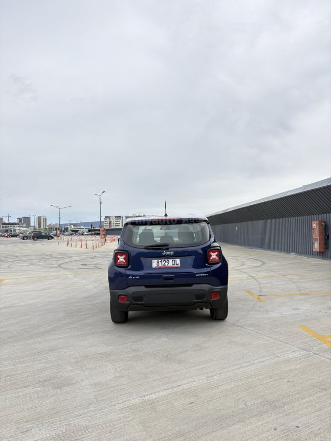 Jeep Renegade - фото 6