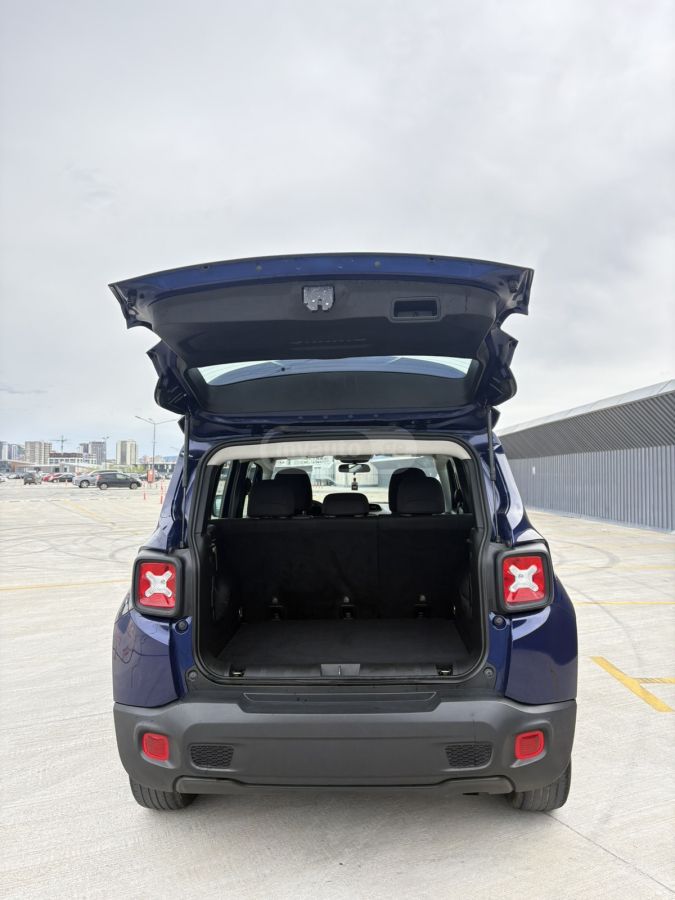 Jeep Renegade - фото 9