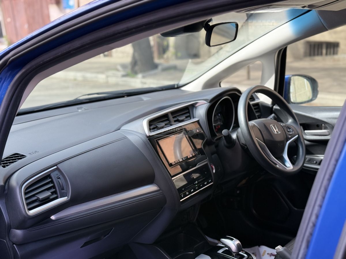 Honda FIT - фото 9