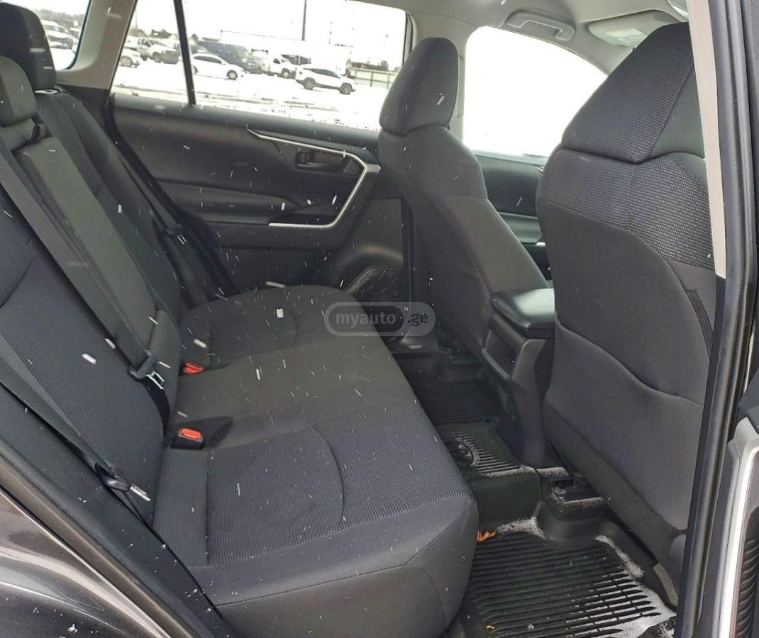 Toyota Rav 4 - фото 10