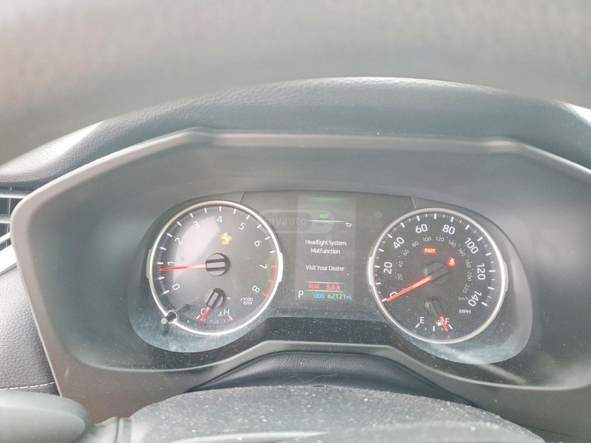 Toyota Rav 4 - фото 11