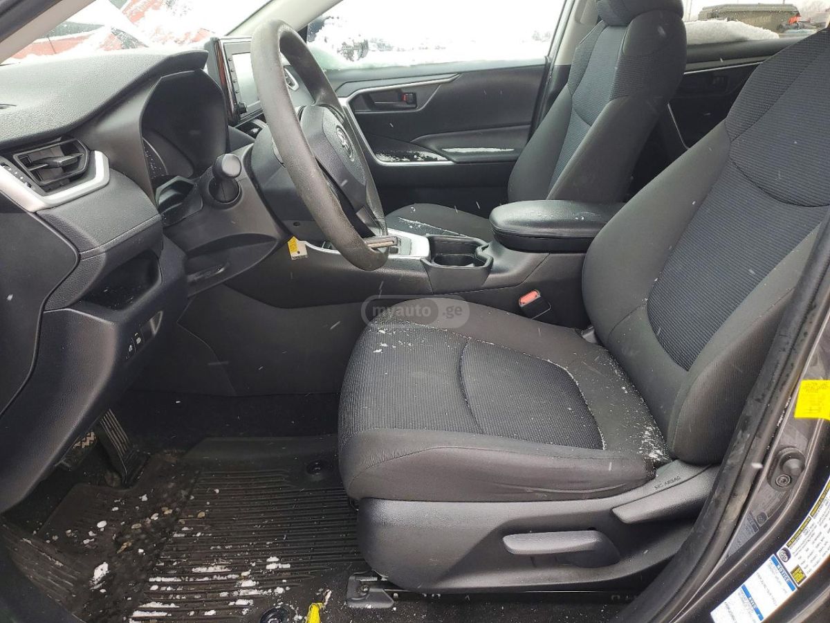 Toyota Rav 4 - фото 9