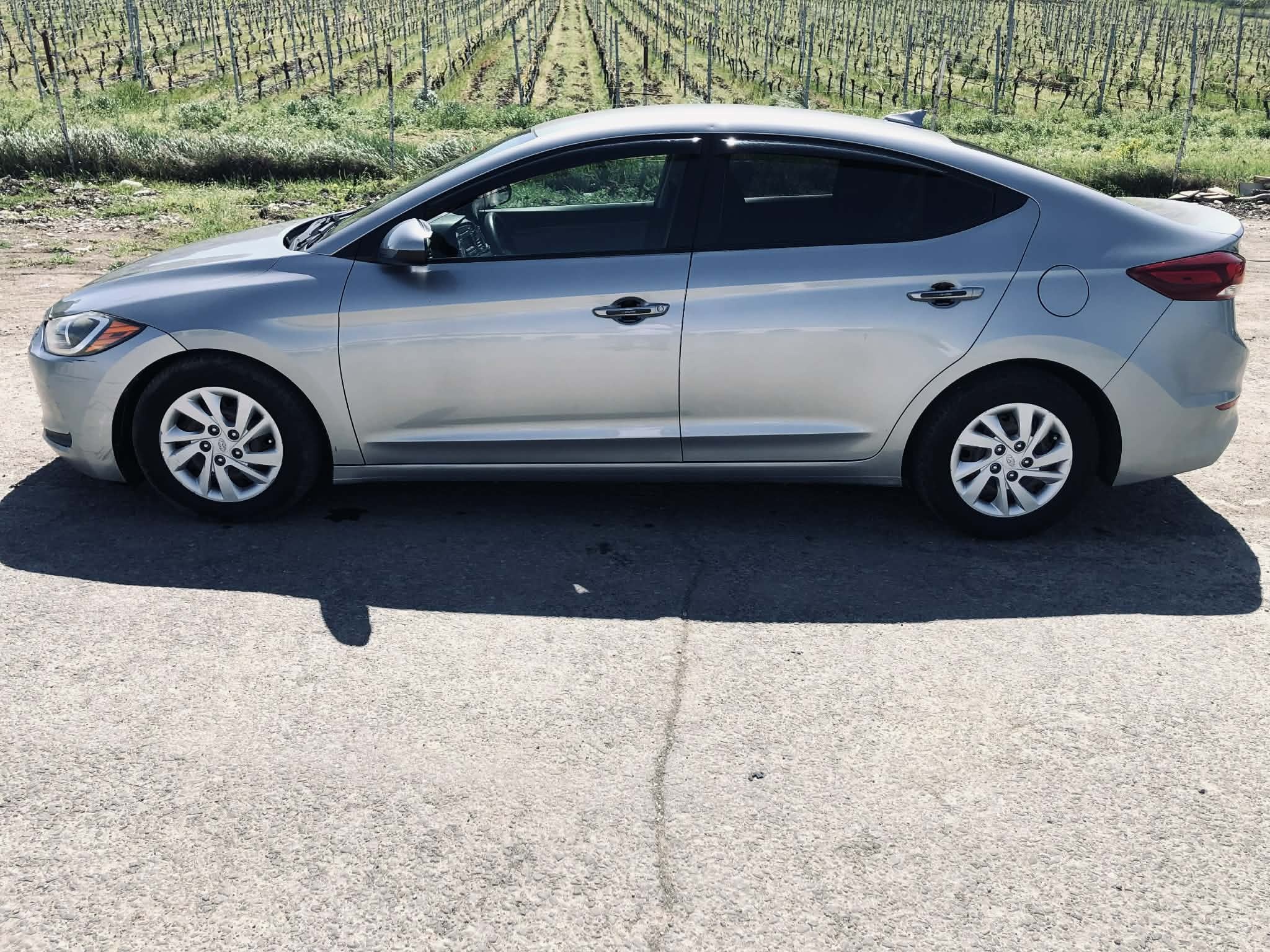Hyundai Elantra - фото 5
